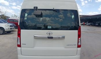 TOYOTA 2026 2WD 2.8 MT COMMUTER WHITE  6962 full
