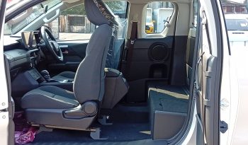 TRAVO 4TREX PREMIUM 4WD 2026 2.8 AT SMART CAB SILVER 32153 full