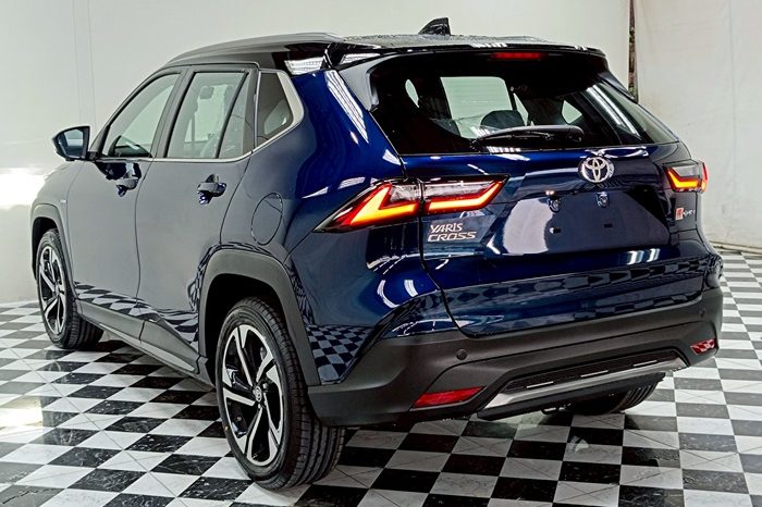 TOYOTA 2026 SUV PREMIUM YARIS CROSS 2WD 1.5 AT BLUE  72821 full