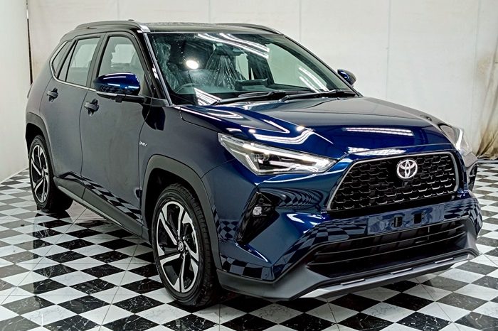 TOYOTA 2026 SUV PREMIUM YARIS CROSS 2WD 1.5 AT BLUE  72821 full