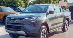 TRAVO E 2026 EV AT DOUBLE CAB GREY  800175