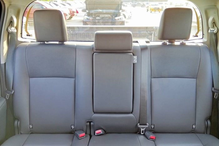 TRAVO E 2026 EV AT DOUBLE CAB GREY  800175 full