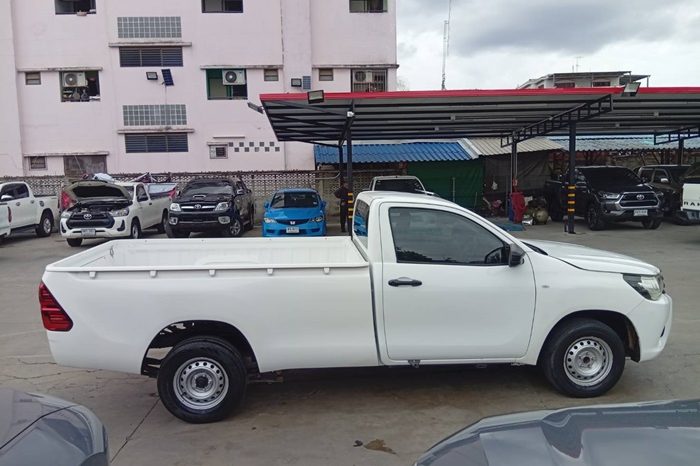 REVO 2WD 2018 2.4J MT STANDARD WHITE  4079 full