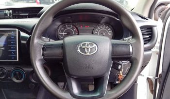 REVO 2WD 2018 2.4J MT STANDARD WHITE  4079 full
