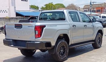 TRAVO SMART PRE 2026 2.8 AT DOUBLE CAB SILVER0  201571 full