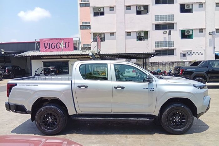 TRAVO SMART PRE 2026 2.8 AT DOUBLE CAB SILVER0  201571 full