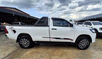 REVO 2WD 2018 2.4J MT STANDARD WHITE  2412 full