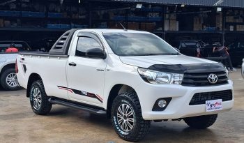 REVO 2WD 2018 2.4J MT STANDARD WHITE  2412 full