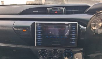 REVO 2WD 2018 2.4J MT STANDARD WHITE  2412 full