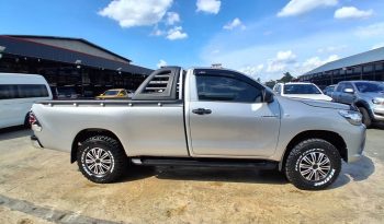 REVO 2WD 2018 2.4J MT STANDARD SILVER  901 full