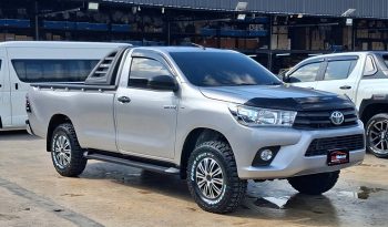 REVO 2WD 2018 2.4J MT STANDARD SILVER  901 full