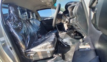 REVO 2WD 2018 2.4J MT STANDARD SILVER  901 full