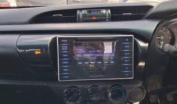 REVO 2WD 2018 2.4J MT STANDARD SILVER  901 full