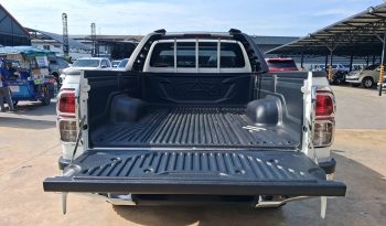 REVO 2WD 2018 2.4J MT STANDARD WHITE  7029 full