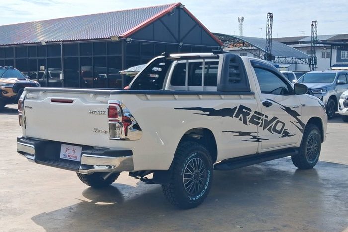 REVO 2WD 2018 2.4J MT STANDARD WHITE  7029 full