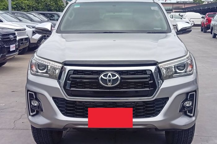 REVO PRE 2018 2.4G AT DOUBLE CAB SILVER  8760 full