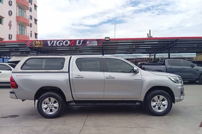 REVO PRE 2018 2.4G AT DOUBLE CAB SILVER  8760 full