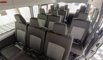 TOYOTA 2026 2WD 2.8 AT COMMUTER SILVER 39963 full