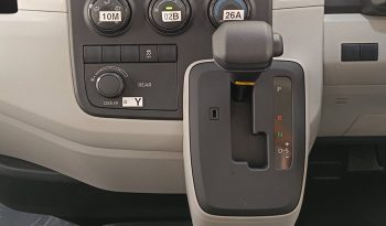 TOYOTA 2026 2WD 2.8 AT COMMUTER SILVER 39854 full