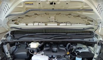 TOYOTA 2026 2WD 2.8 AT COMMUTER SILVER 39854 full