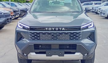 TRAVO PREMIUM PRE 2026 2.8 AT DOUBLE CAB GREY 2131 full