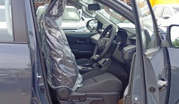 TRAVO PREMIUM PRE 2026 2.8 AT DOUBLE CAB GREY 2131 full
