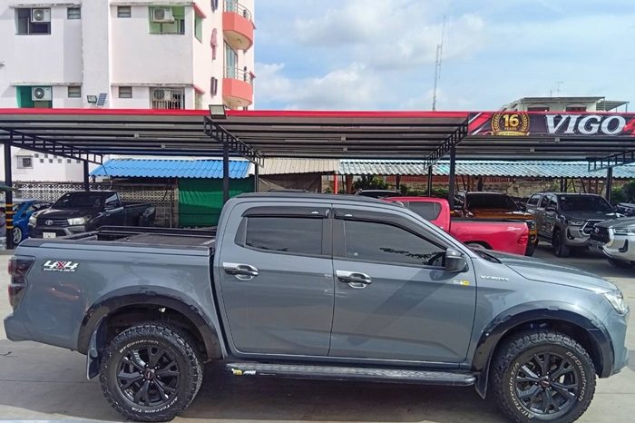 ISUZU 4WD 2022 3.0 AT DOUBLE CAB BLACK  9494 full