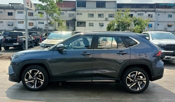 TOYOTA 2026 SUV PREMIUM YARIS CROSS 2WD 1.5 AT DARK GREY 48986 full