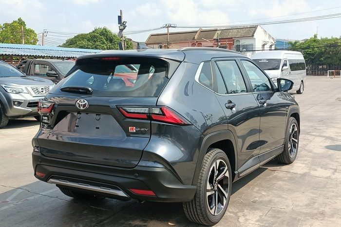 TOYOTA 2026 SUV PREMIUM YARIS CROSS 2WD 1.5 AT DARK GREY 48986 full