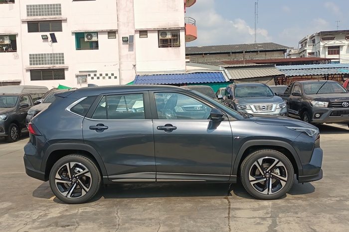 TOYOTA 2026 SUV PREMIUM YARIS CROSS 2WD 1.5 AT DARK GREY 48986 full