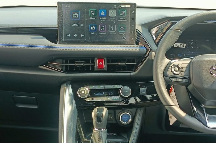 TOYOTA 2026 SUV PREMIUM YARIS CROSS 2WD 1.5 AT DARK GREY 48986 full