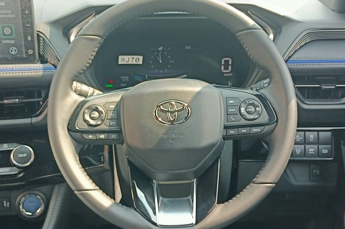 TOYOTA 2026 SUV PREMIUM YARIS CROSS 2WD 1.5 AT DARK GREY 48986 full