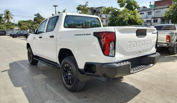 TRAVO SMART PRE 2026 2.8 AT DOUBLE CAB WHITE  200678 full