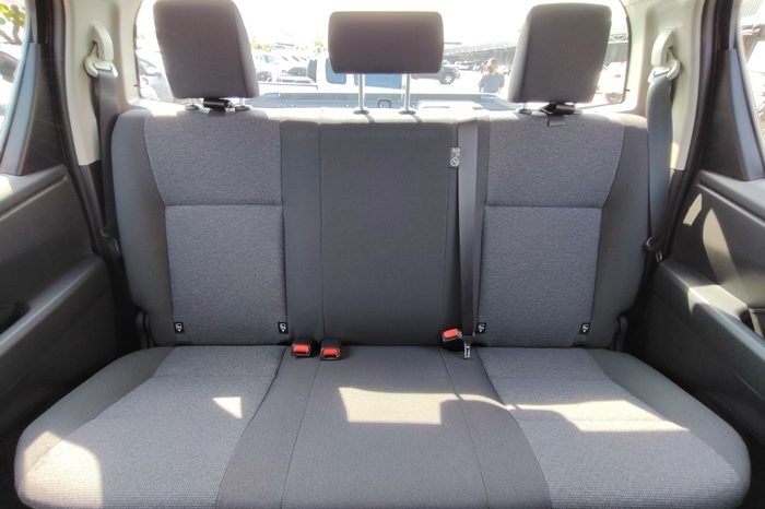 TRAVO SMART PRE 2026 2.8 AT DOUBLE CAB GREY  800983 full