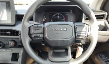 TRAVO SMART PRE 2026 2.8 AT DOUBLE CAB GREY  800983 full