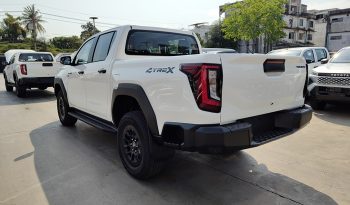 TRAVO PREMIUM 4TREX 2026 2.8 4WD MT DOUBLE CAB WHITE  42412 full