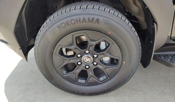 TRAVO OVERLAND PLUS 4WD 2026 2.8 AT DOUBLE CAB BLACK  22011 full
