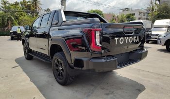 TRAVO OVERLAND PLUS 4WD 2026 2.8 AT DOUBLE CAB BLACK  22011 full