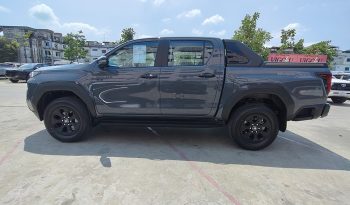 TRAVO OVERLAND PLUS 4WD 2026 2.8 AT DOUBLE CAB GREY  22060 full
