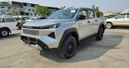 TRAVO PREMIUM PRE 2026 2.8 AT DOUBLE CAB SILVER  600264