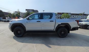 TRAVO PREMIUM PRE 2026 2.8 AT DOUBLE CAB SILVER  600264 full