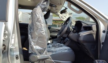 TRAVO PREMIUM PRE 2026 2.8 AT DOUBLE CAB SILVER  600264 full