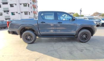 TRAVO PREMIUM PRE 2026 2.8 AT DOUBLE CAB GREY 600743 full