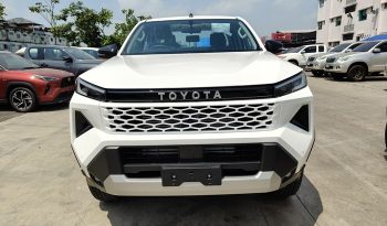 TRAVO PREMIUM 4TREX 2026 2.8 4WD MT DOUBLE CAB WHITE  42536 full