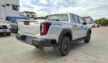 TRAVO PREMIUM 4TREX 2026 2.8 4WD MT DOUBLE CAB SILVER  60161 full