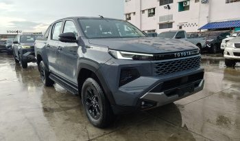 TRAVO OVERLAND PRE 2026 2.8 AT DOUBLE CAB GREY  40645 full