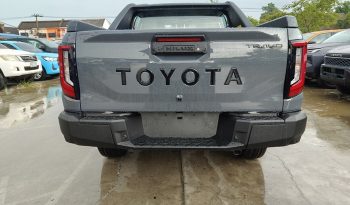 TRAVO OVERLAND PRE 2026 2.8 AT DOUBLE CAB GREY  40645 full
