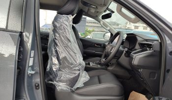 TRAVO OVERLAND PRE 2026 2.8 AT DOUBLE CAB GREY  40645 full