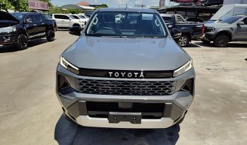TRAVO PREMIUM PRE 2026 2.8 AT DOUBLE CAB GREY  03539 full