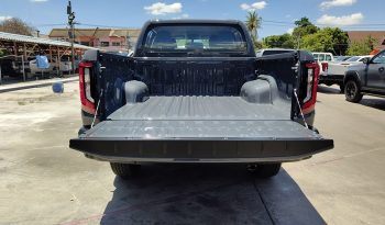 TRAVO PREMIUM PRE 2026 2.8 AT DOUBLE CAB GREY  03539 full